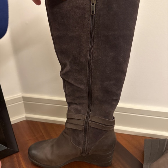 Ugg wedge boots - Picture 4 of 8